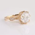 *Luxury Design Petal Jubilee Cut Moissanite Ring - Image 7