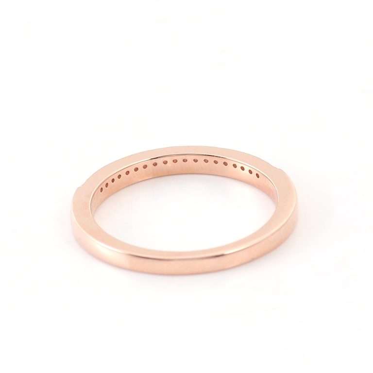 Elegant Rose Gold Round Cut Moissanite Eternity Band Ring