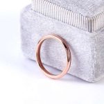 imeless Minimalist Design:Elegant Rose Gold Classicic Band Ring