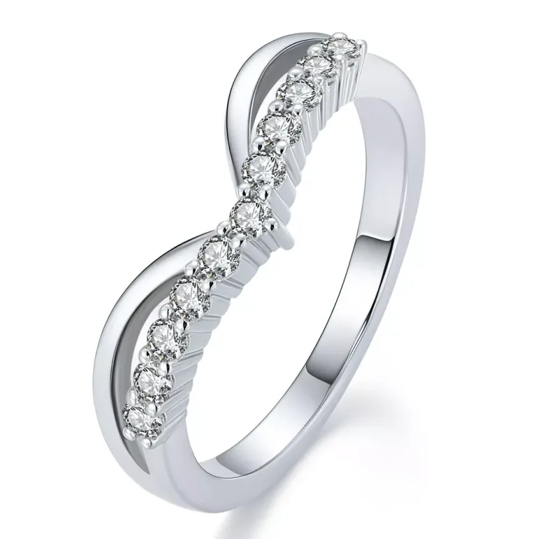 Moissanite Wave-Shape​ Ring | Continuous Round Moissanite Band with Ergonomic Curvature Design​