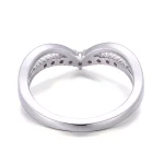 Moissanite Wave-Shape​ Ring | Continuous Round Moissanite Band with Ergonomic Curvature Design​