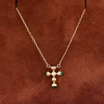 Dainty Emerald and Diamond Cross Necklace in 18k Yellow Gold（Small-size version）