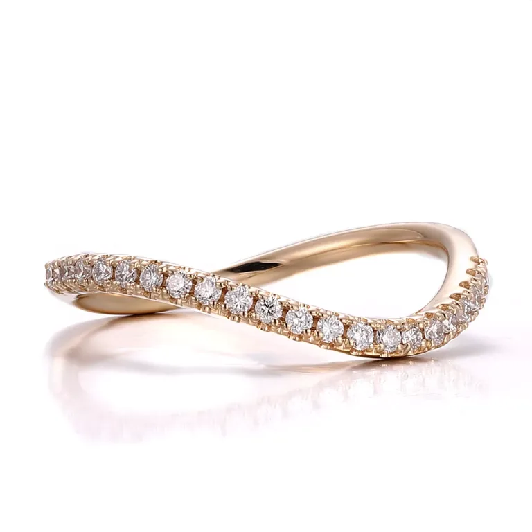 Curved Round Moissanite Pavé Wedding Band