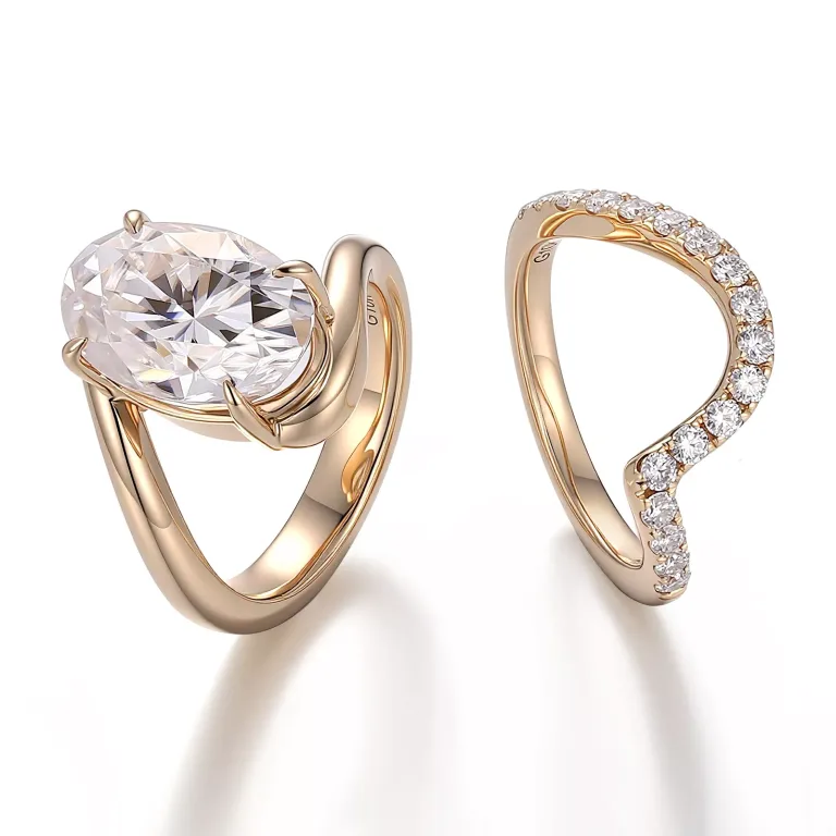 4.5CT Oval Cut Moissanite Stacking Ring with Shimmering Accents