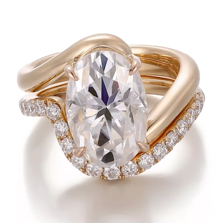 4.5CT Oval Cut Moissanite Stacking Ring with Shimmering Accents