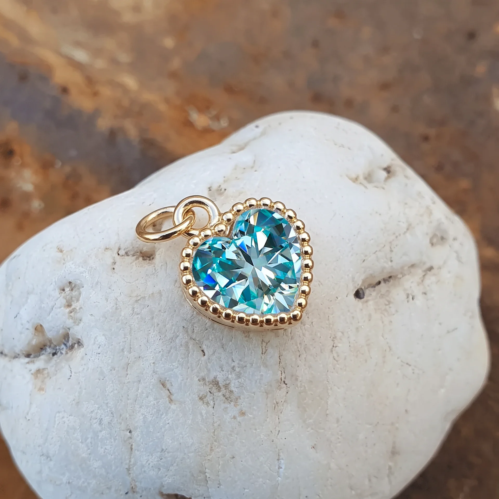 1.5ct Milgrain Bezel Heart Pendant (3) 1.5ct Milgrain Bezel Heart Pendant - 10K / 14K / 18K Gold (Yellow / White / Rose) lab diamond/moissanite/lab gemstone - Image 1